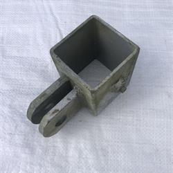 Gebrauchte Hebebeschläge 70 x 70 1 Klappe senkrecht