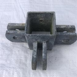 Gebrauchte Hebebeschläge 70 x 70 mit 3 Klappen vertikal