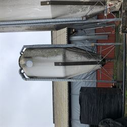 1 stk. brugt MHJ glasfibersilo 