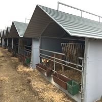 MODULHÄUSER, KÄLBERHÜTTEN UND -WAGEN