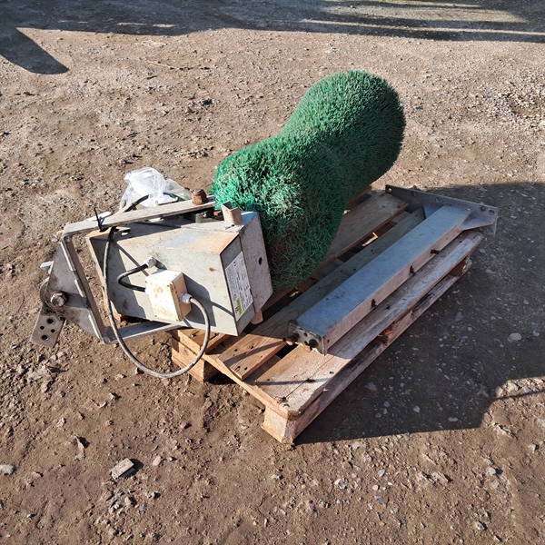 1 Stk. gebrauchte Kuhbürste mit Motor, Nr. 39
