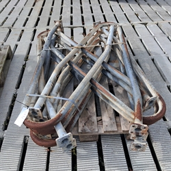 10 Stück gebr. 1½" Liegeboxenbügel Länge: 1,46 m Cc: 0,84 m S492