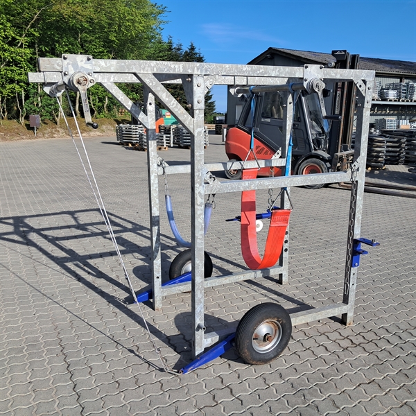 1 Stk. gebrauchter Klauenpflegestand 210 x 130 x 185 cm.