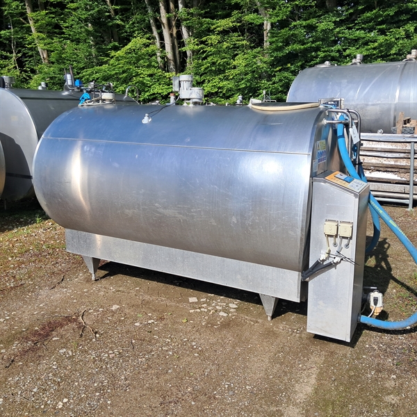 1 Stk. gebrauchter "Røka"-Kühltank 4000 l. 280x160x180 cm. Tank 8