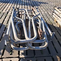 13 Stück gebr. 2" Liegeboxenbügel Länge: 1,80 m Cc: 0,81 m S436