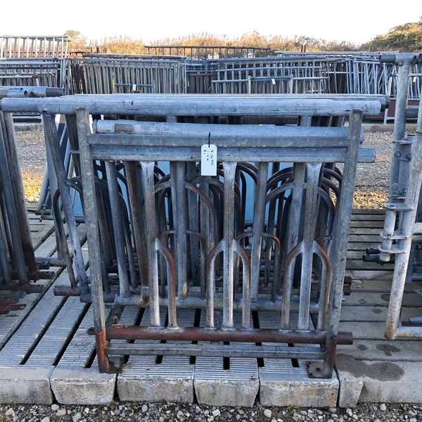 Gebrauchte Kirchenstandgitter Länge: 1–2 m R1