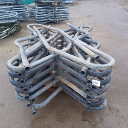 12 Stück gebr. 2" Liegeboxenbügel Länge: 2,0 m Cc: 0,81 m S401