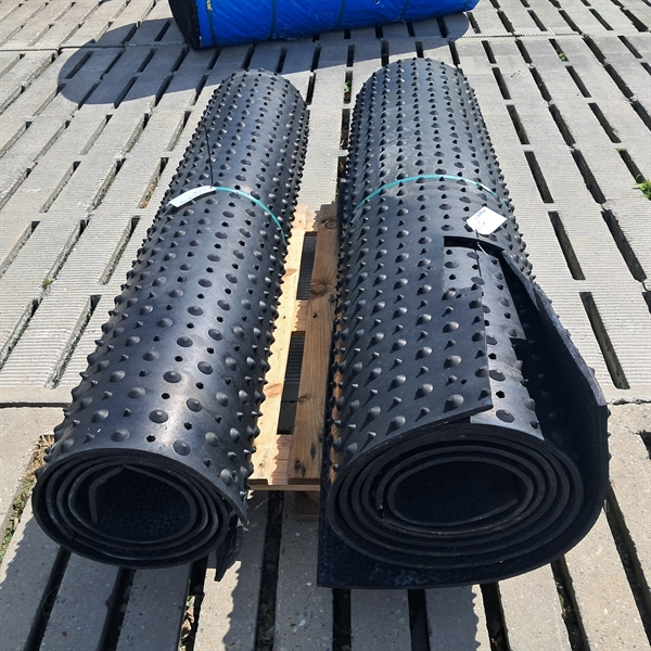 Gebrauchte Rollenmatte 20 mm, Breite: 1,80 m, 2. Sortierung 